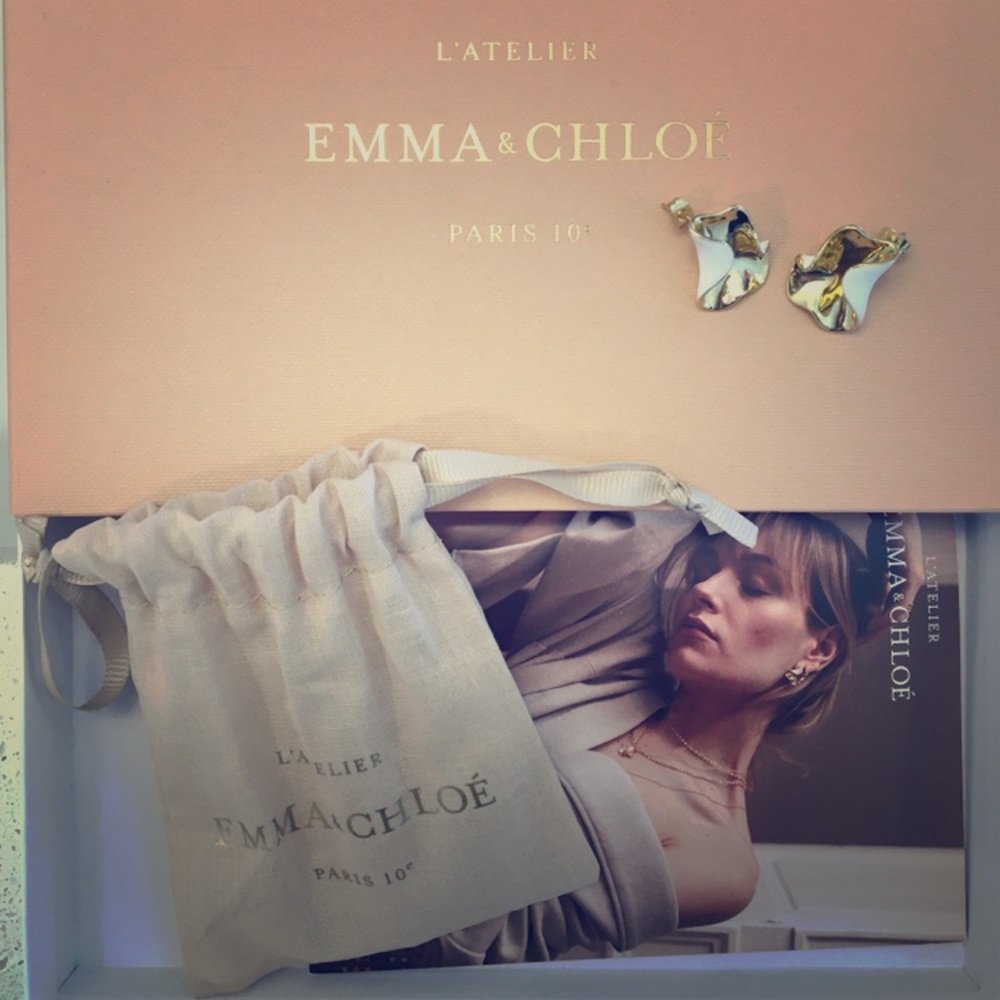 EMMA & CHLOE Earrings 🌺